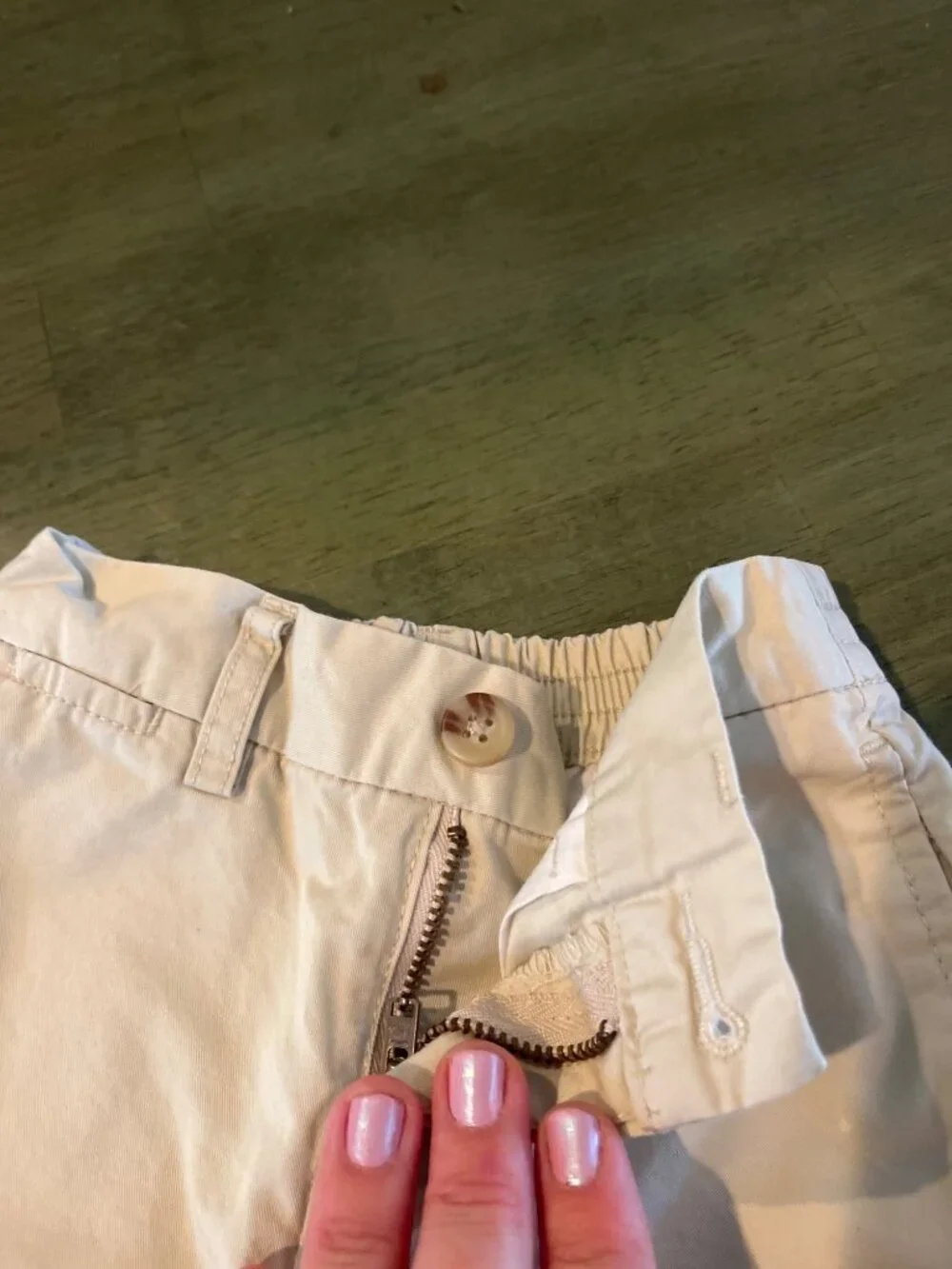 Ralph Lauren Baby Khaki Pants 18M With Elastic Waist & Button Details